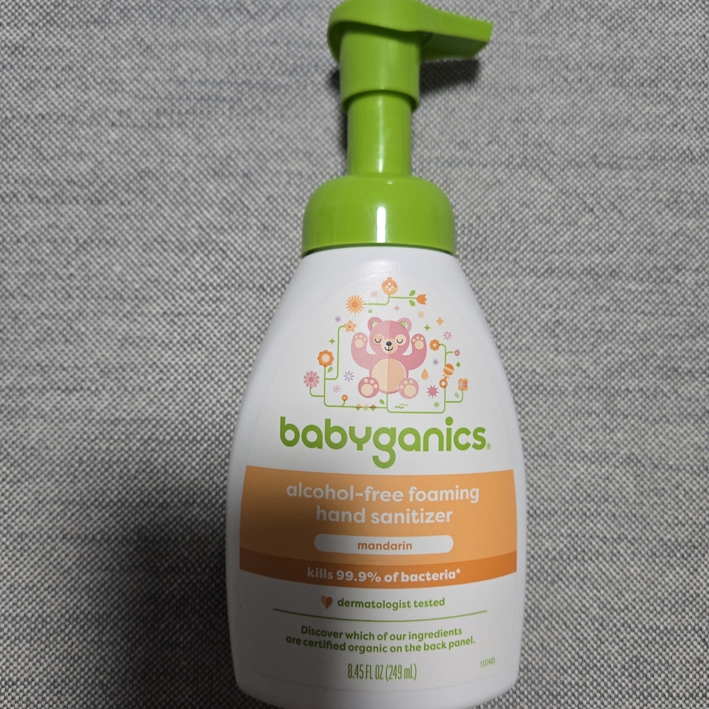 Babyganics Green and Orange Foaming Hand Sanitizer